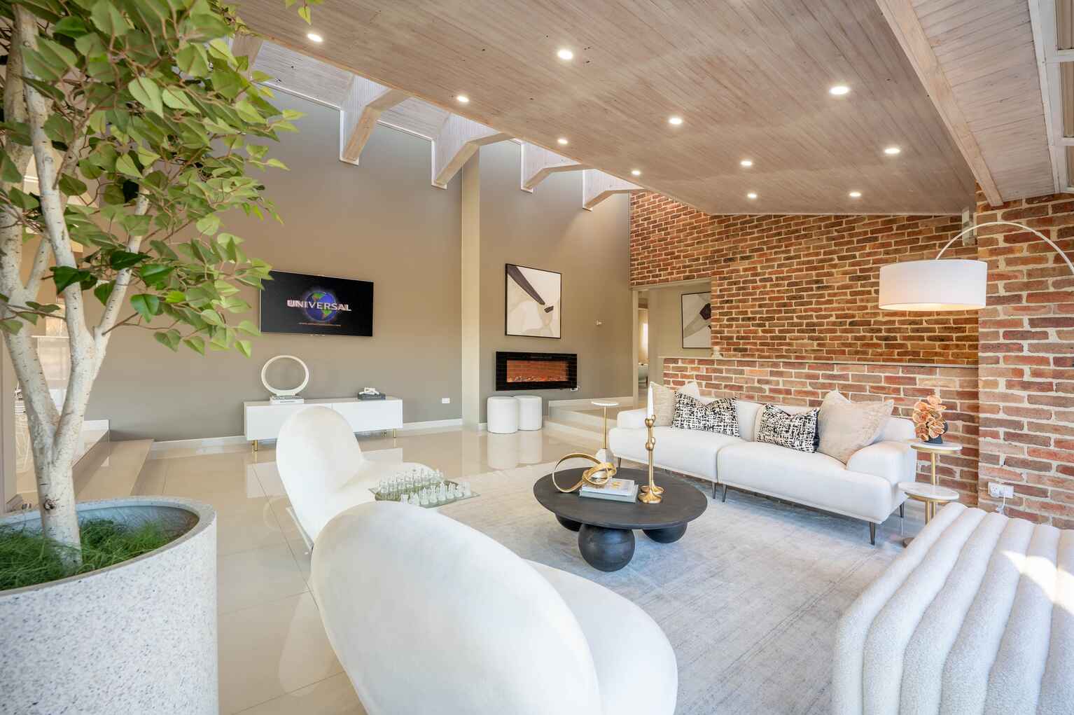 1 Bishopscourt Place Glen Alpine