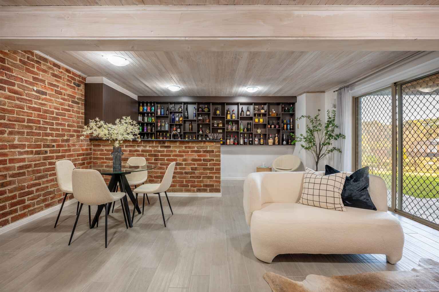 1 Bishopscourt Place Glen Alpine