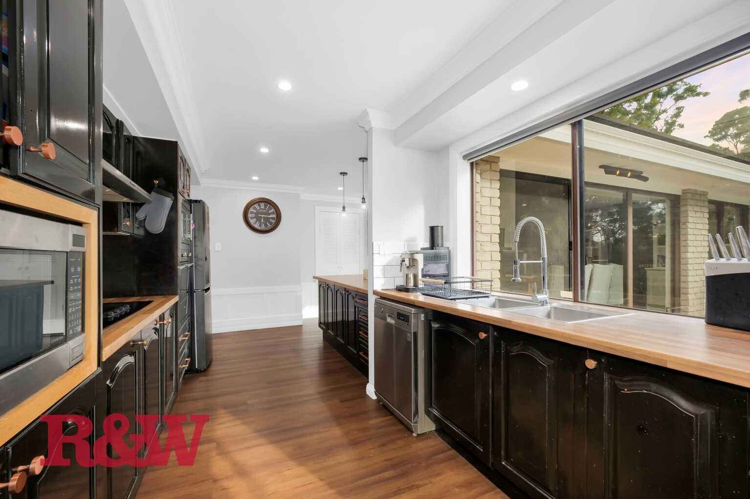 34 Bainbridge Avenue Ingleburn