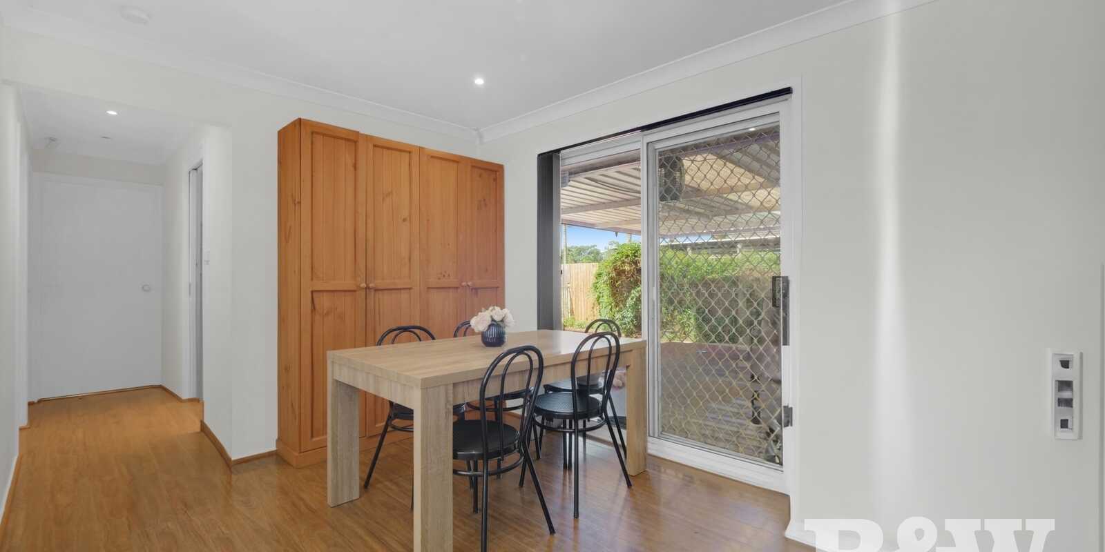 8 Fitton Place St Helens Park 8 Fitton Place St Helens Park