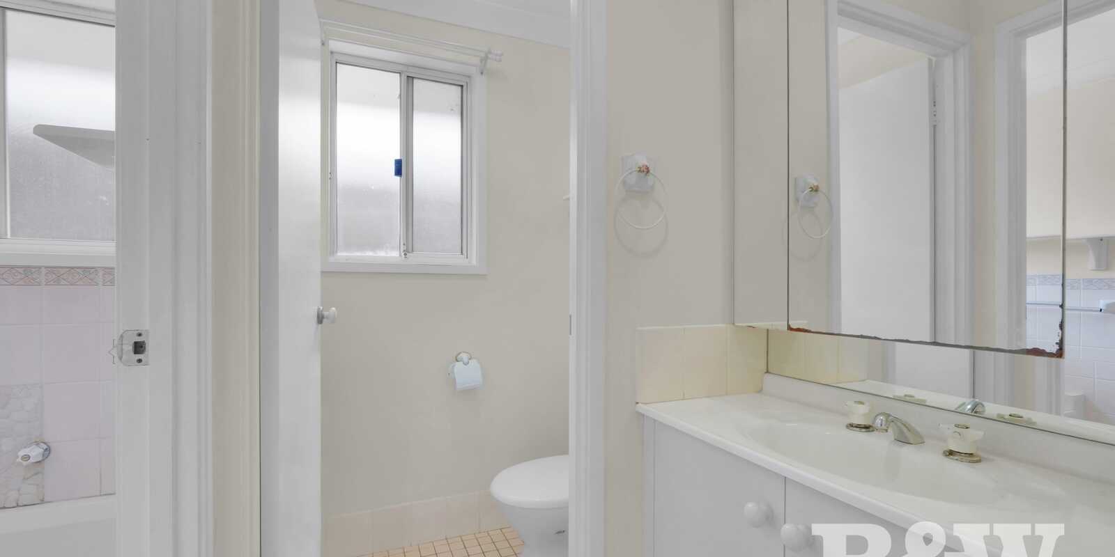 8 Fitton Place St Helens Park 8 Fitton Place St Helens Park