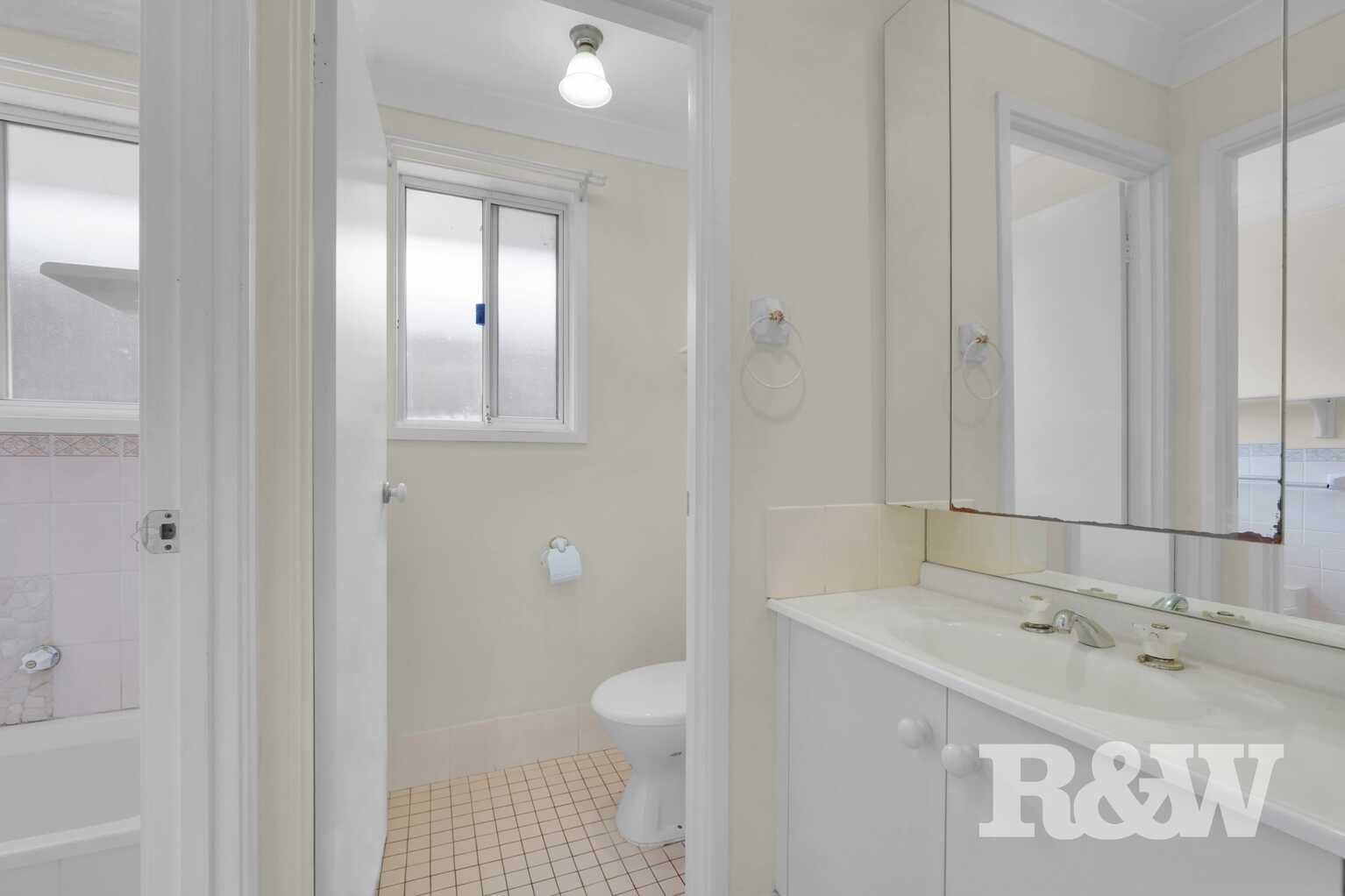 8 Fitton Place St Helens Park 8 Fitton Place St Helens Park