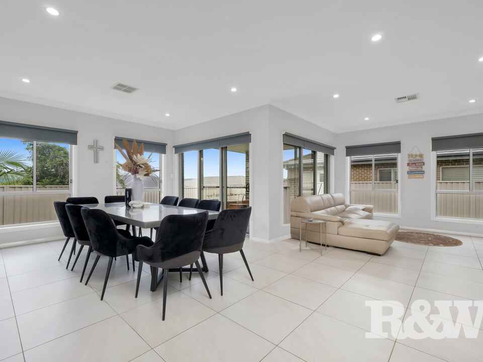 35 Richards Loop Oran Park