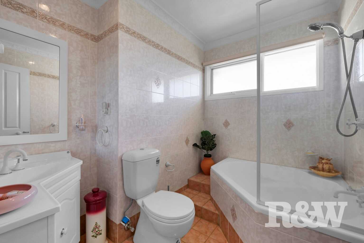 10 Tremlow Crescent Ambarvale