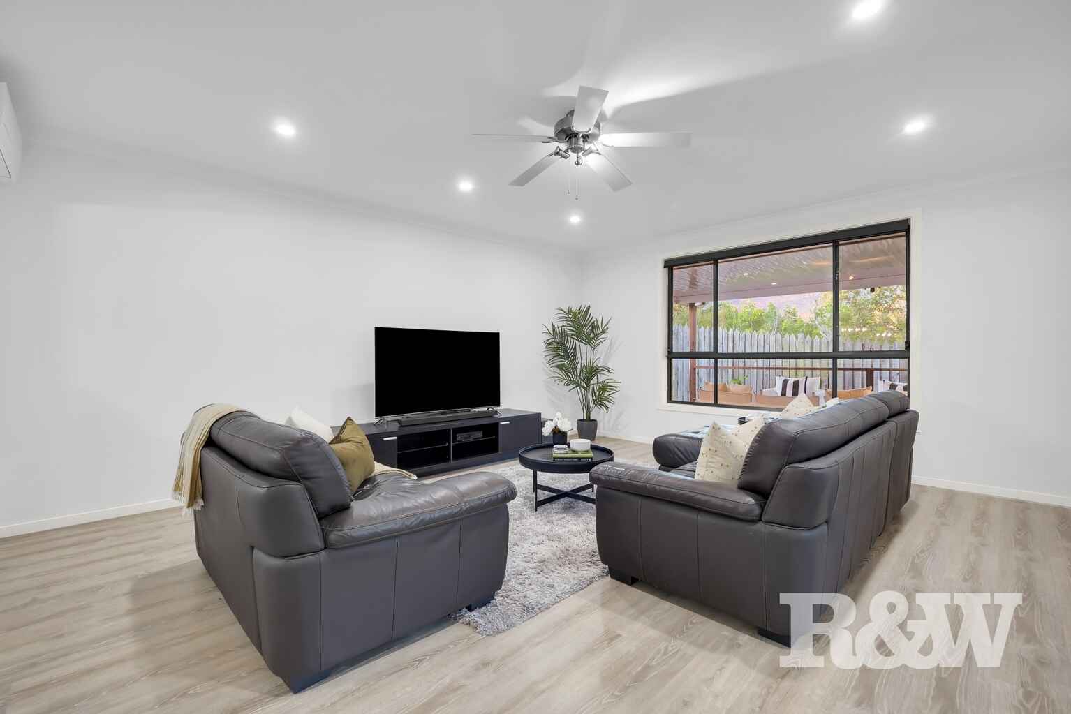 32 Maryfields Drive Blair Athol 32 Maryfields Drive Blair Athol