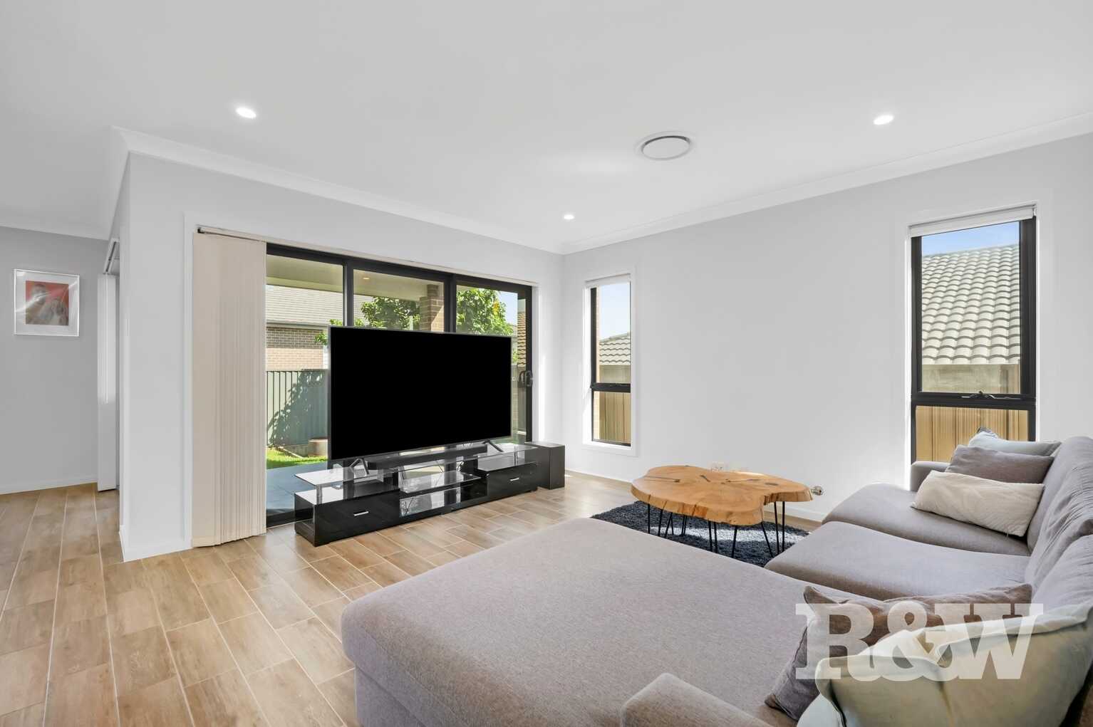 25B Evans Street Oran Park 25B Evans Street Oran Park