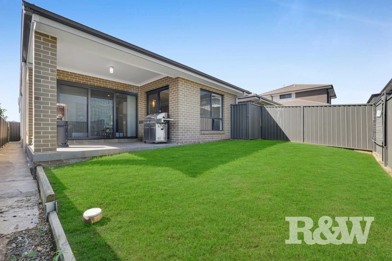 25B Evans Street Oran Park 25B Evans Street Oran Park