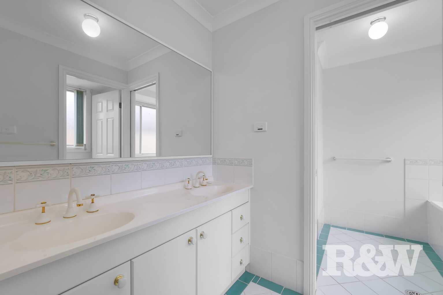 42 William Campbell Avenue Harrington Park