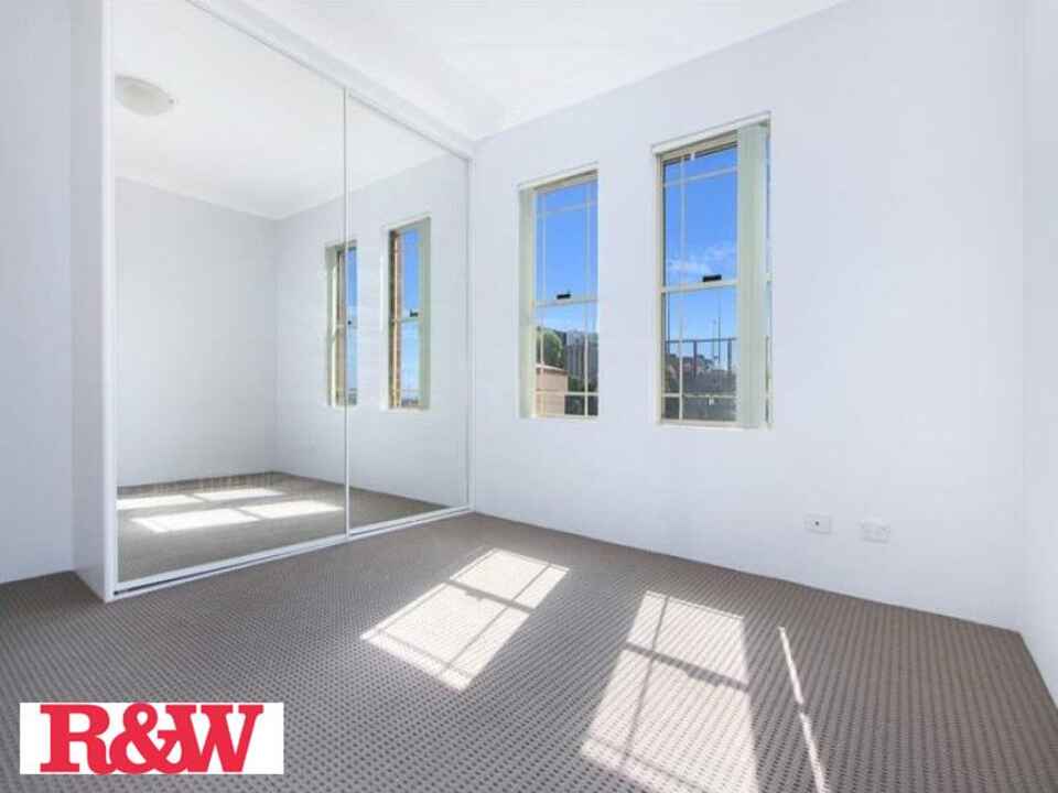 13/12-14 Gladstone Avenue Wollongong