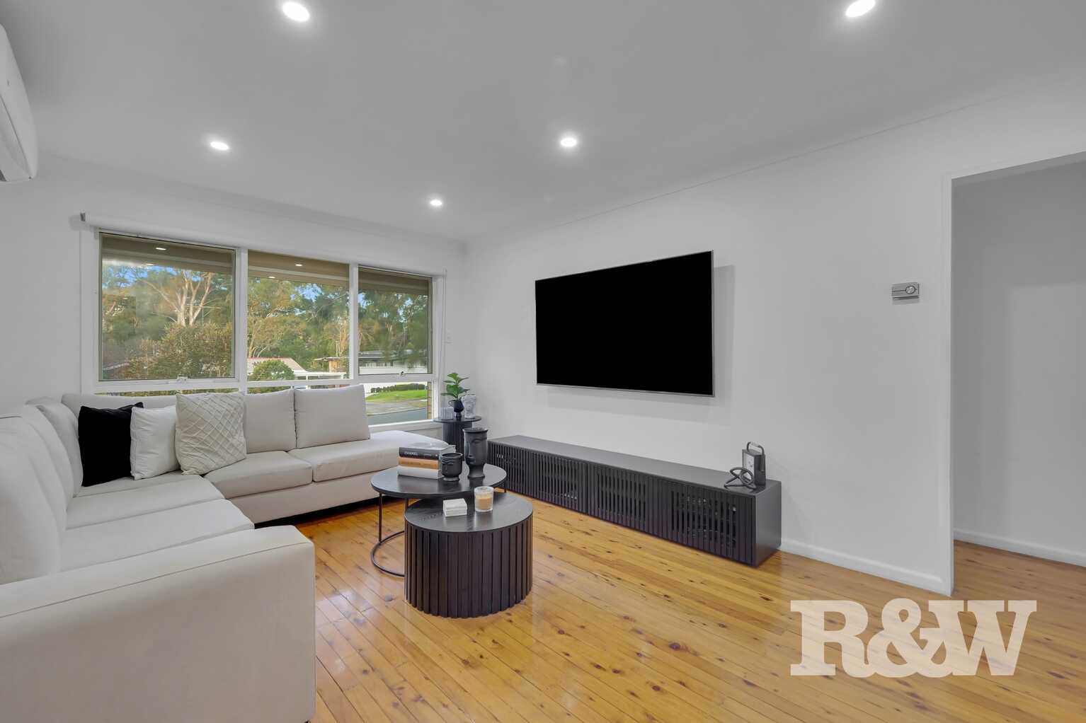 44 Lawn Avenue Bradbury