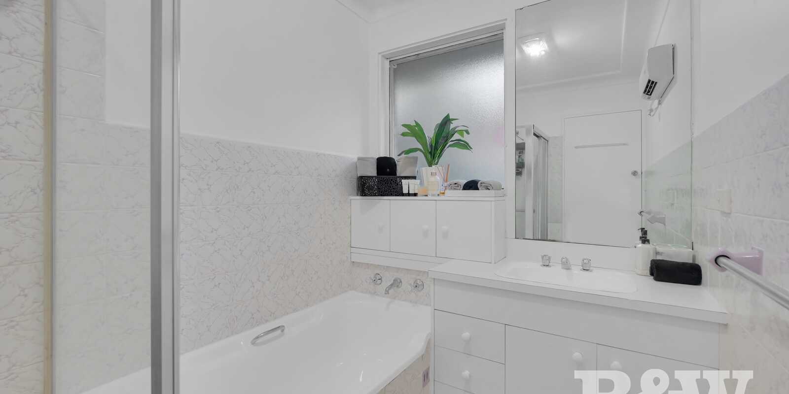 44 Lawn Avenue Bradbury