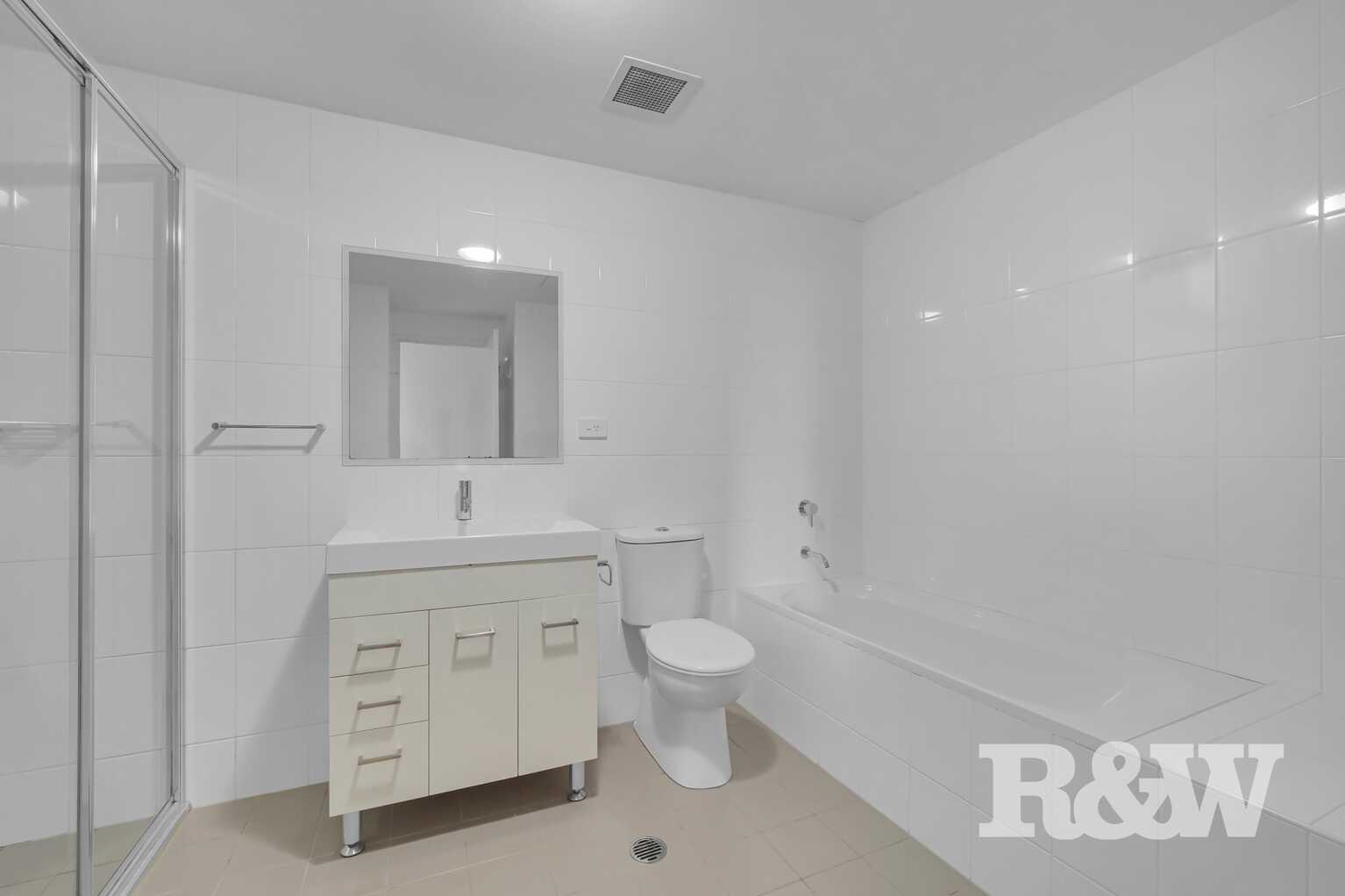 29d/541 Pembroke Road Leumeah