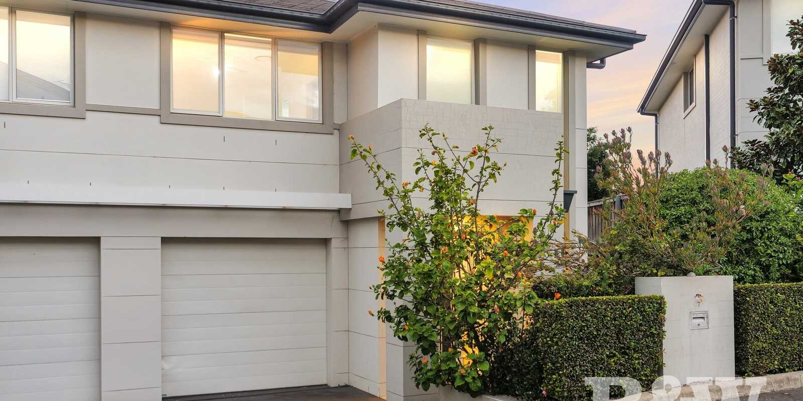 7 Highland Close Macquarie Links