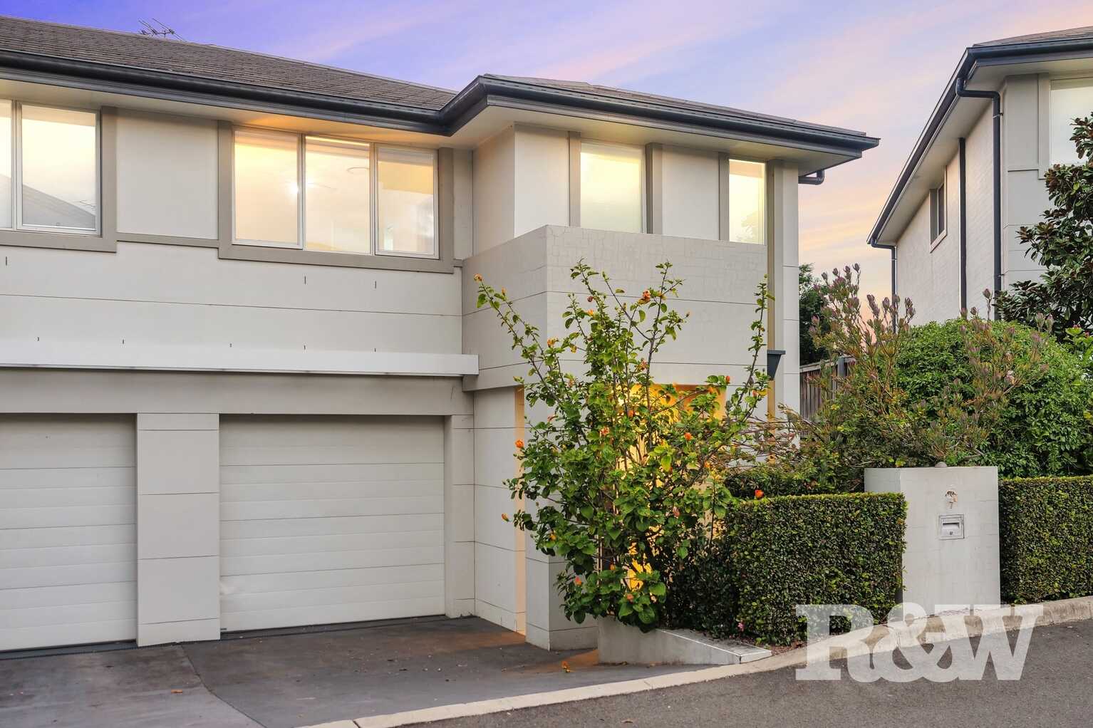 7 Highland Close Macquarie Links