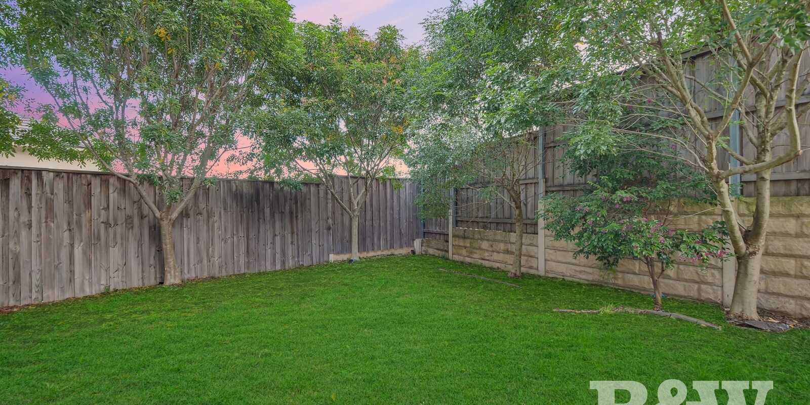 7 Highland Close Macquarie Links
