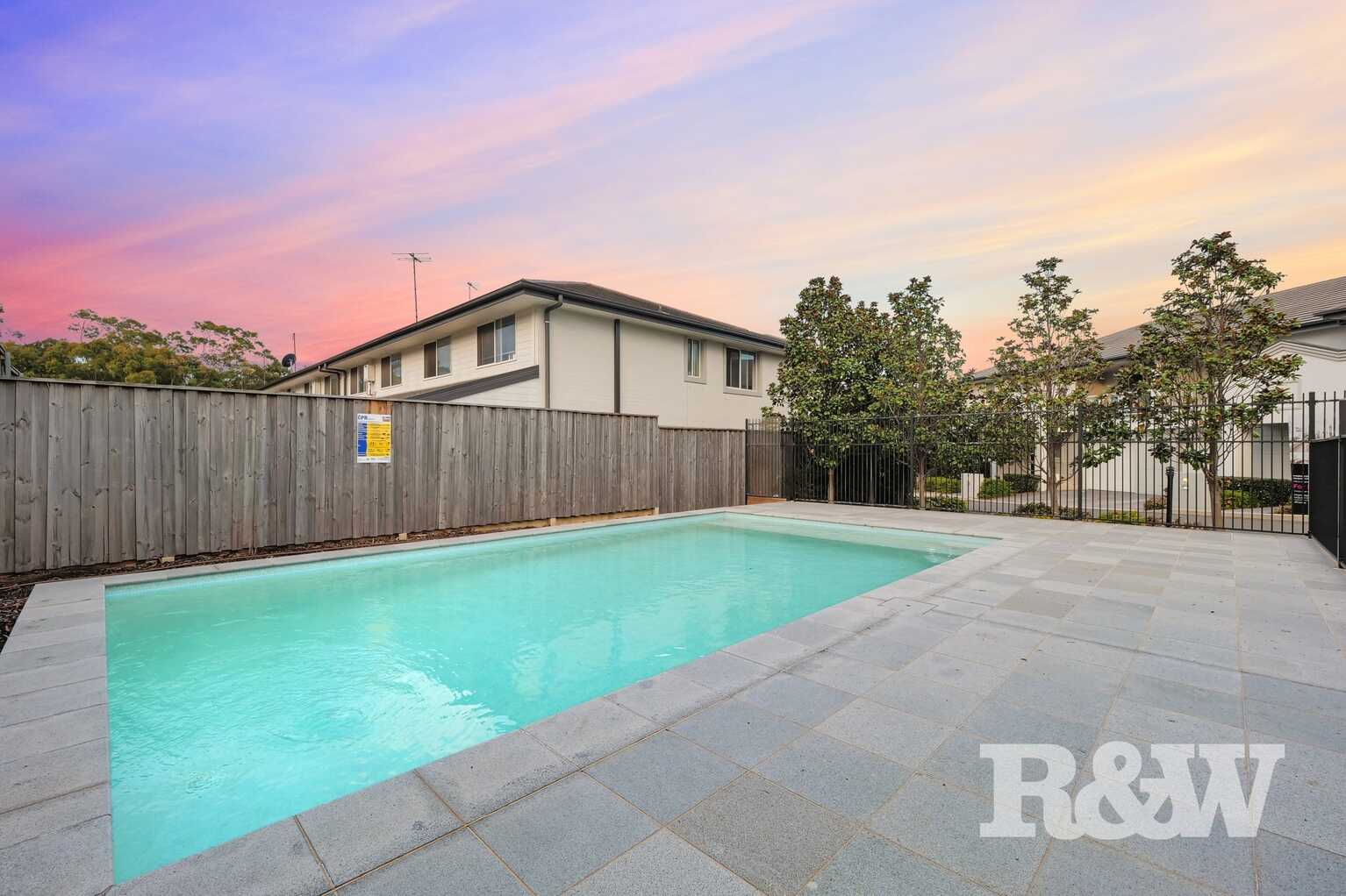 7 Highland Close Macquarie Links