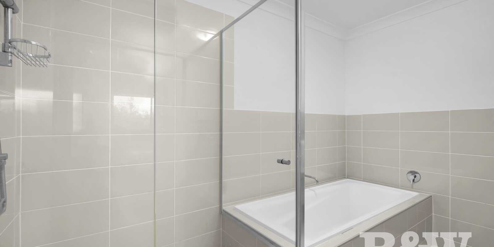7 Highland Close Macquarie Links