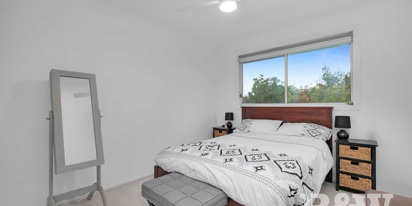 7 Highland Close Macquarie Links