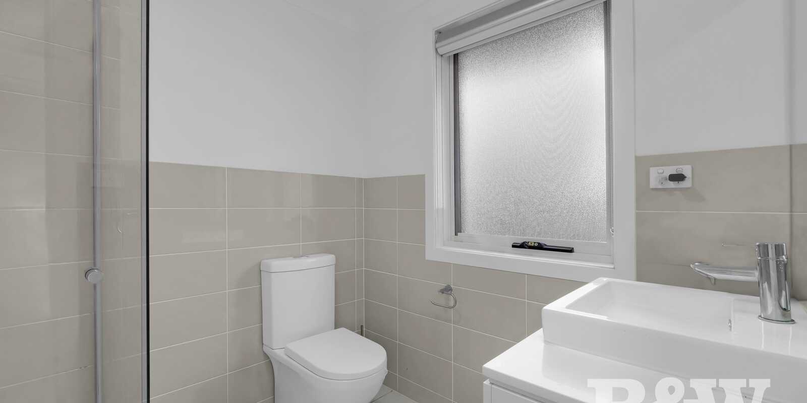 7 Highland Close Macquarie Links