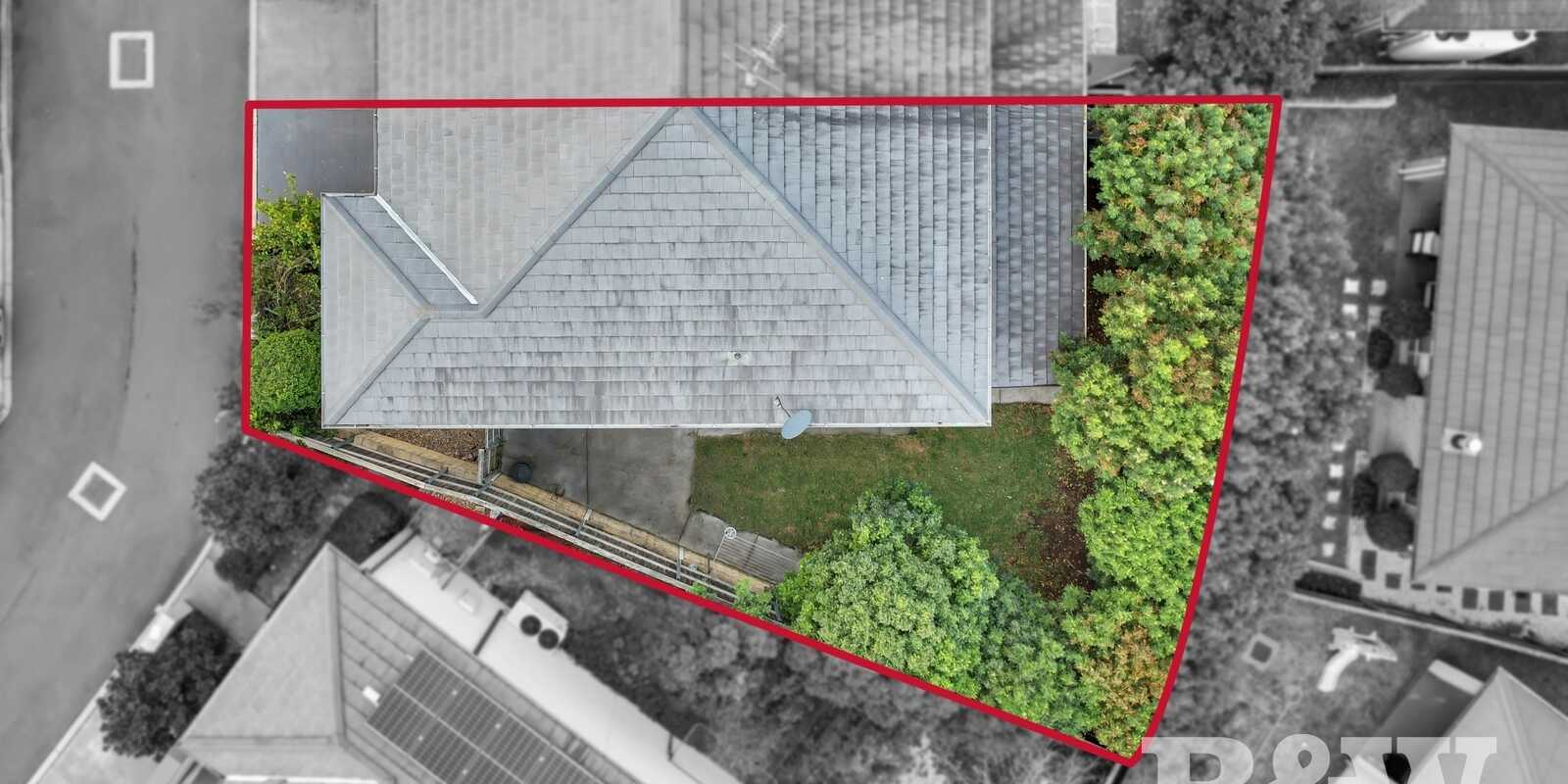 7 Highland Close Macquarie Links