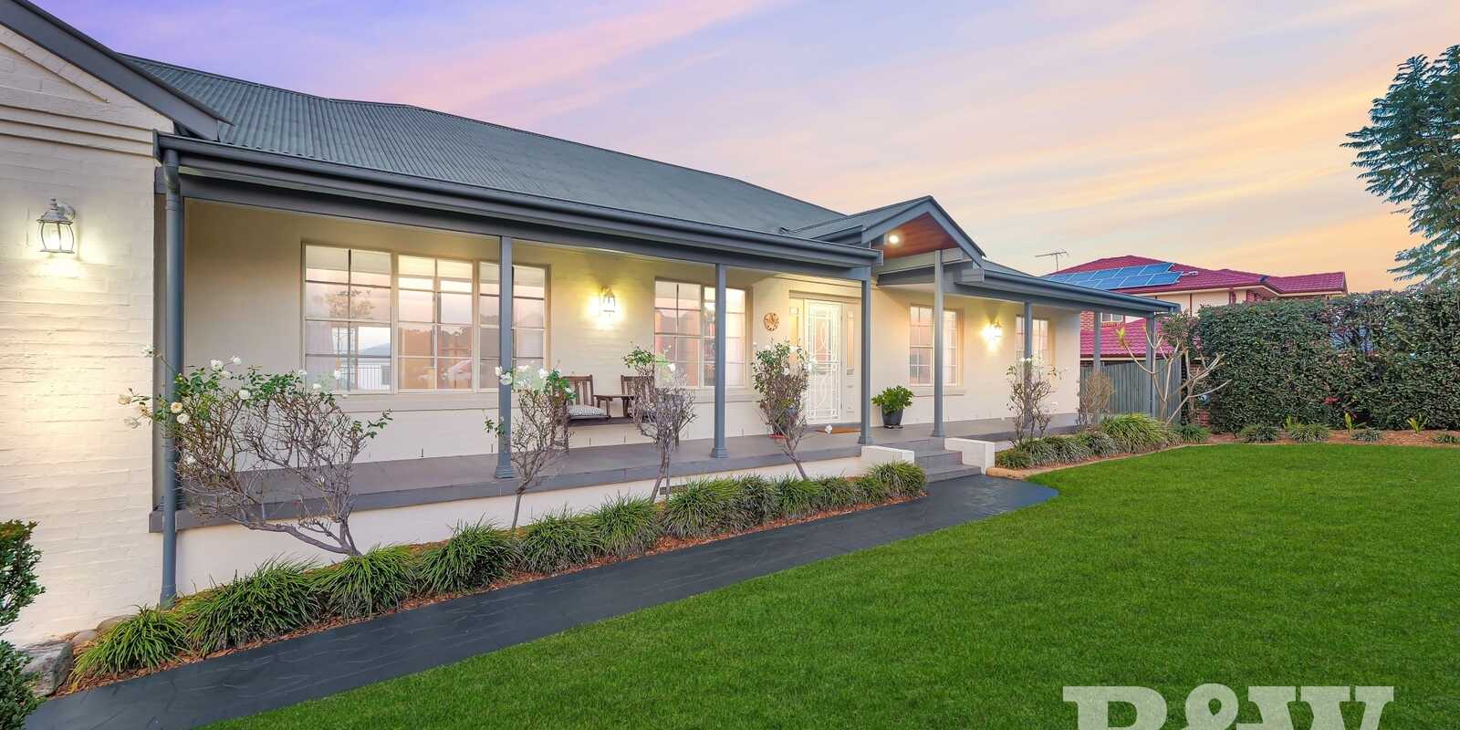 38 Governors Way Macquarie Links