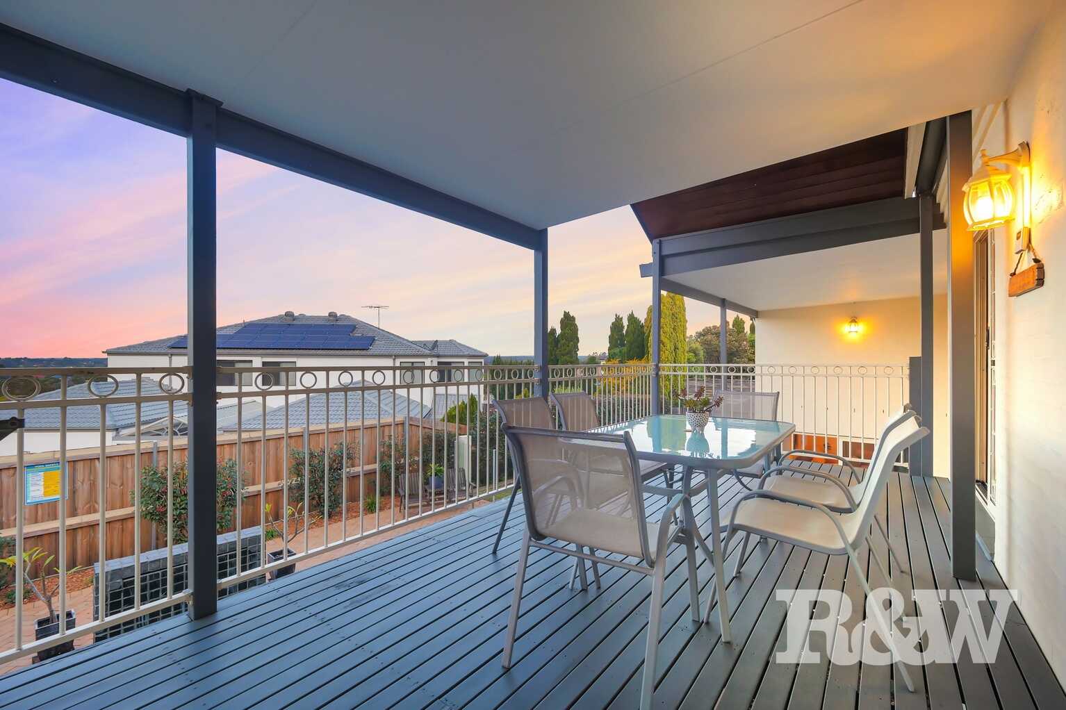 38 Governors Way Macquarie Links