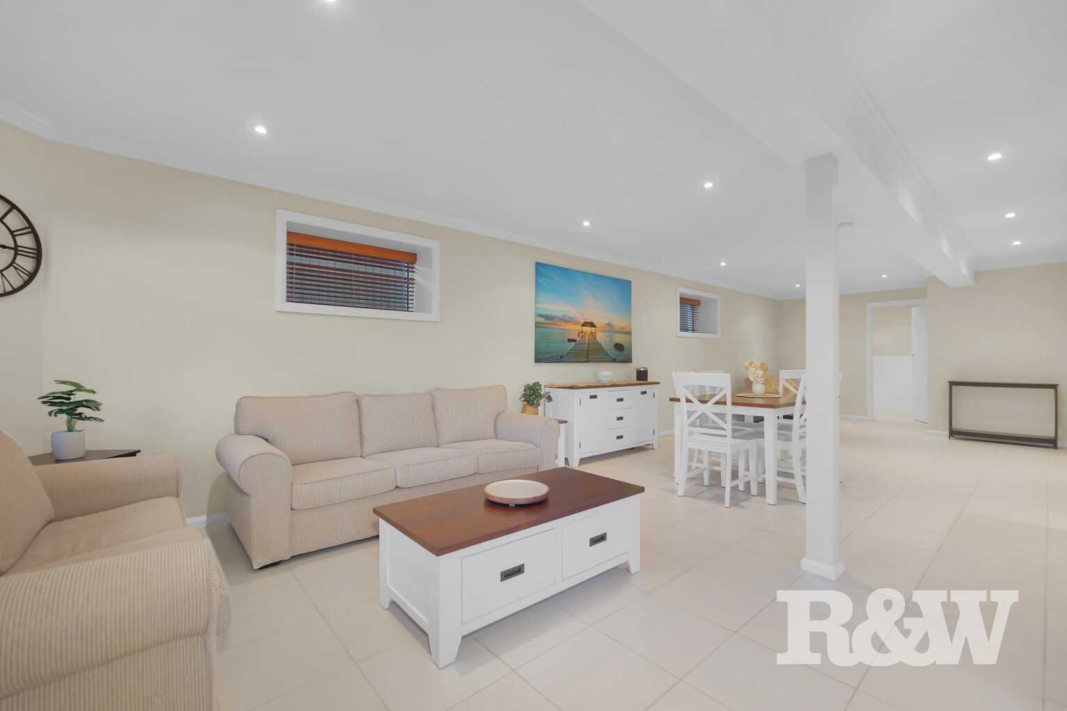 38 Governors Way Macquarie Links
