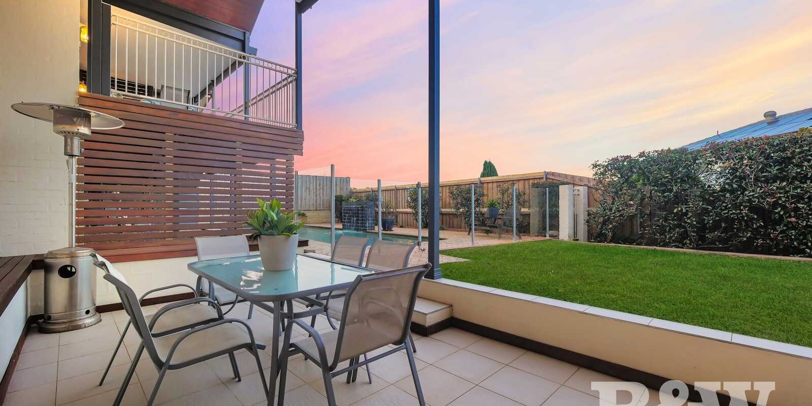 38 Governors Way Macquarie Links