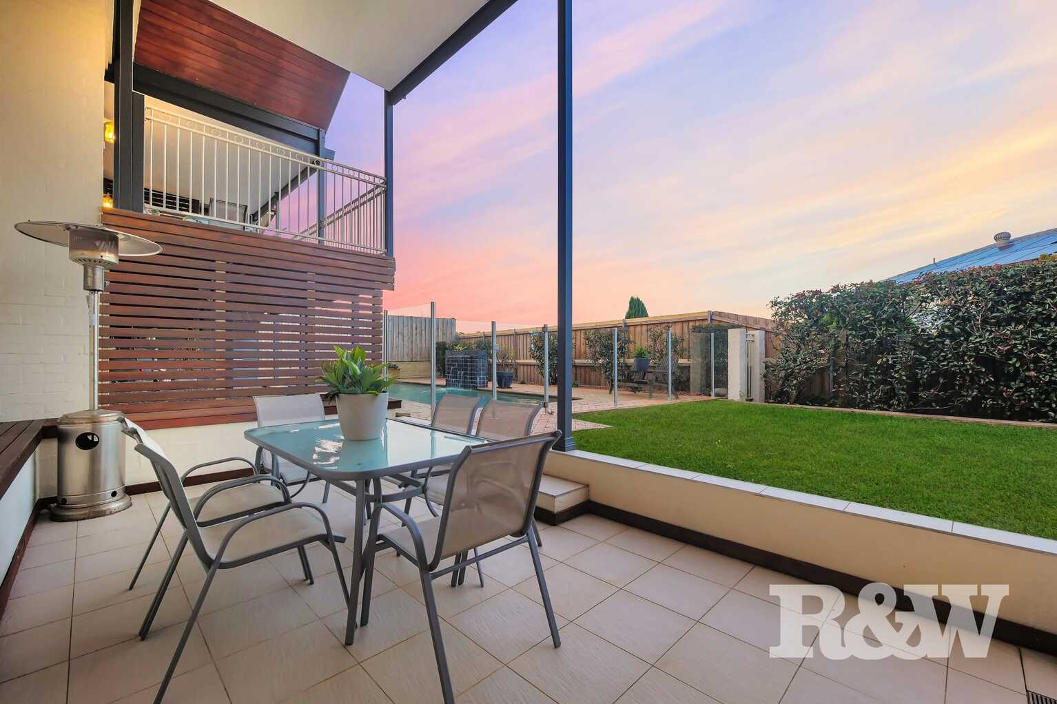 38 Governors Way Macquarie Links