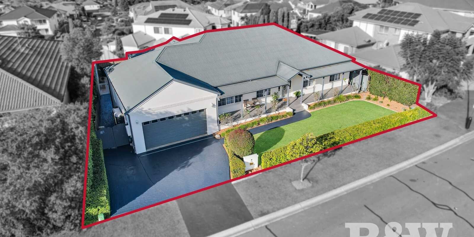 38 Governors Way Macquarie Links