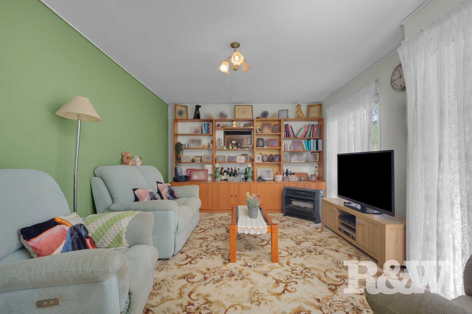 6 Pinaroo Crescent Bradbury