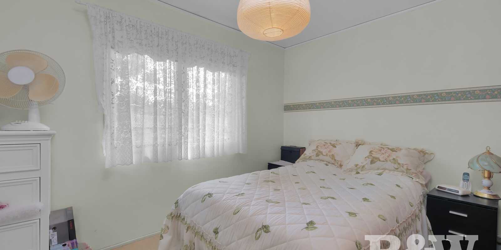 6 Pinaroo Crescent Bradbury