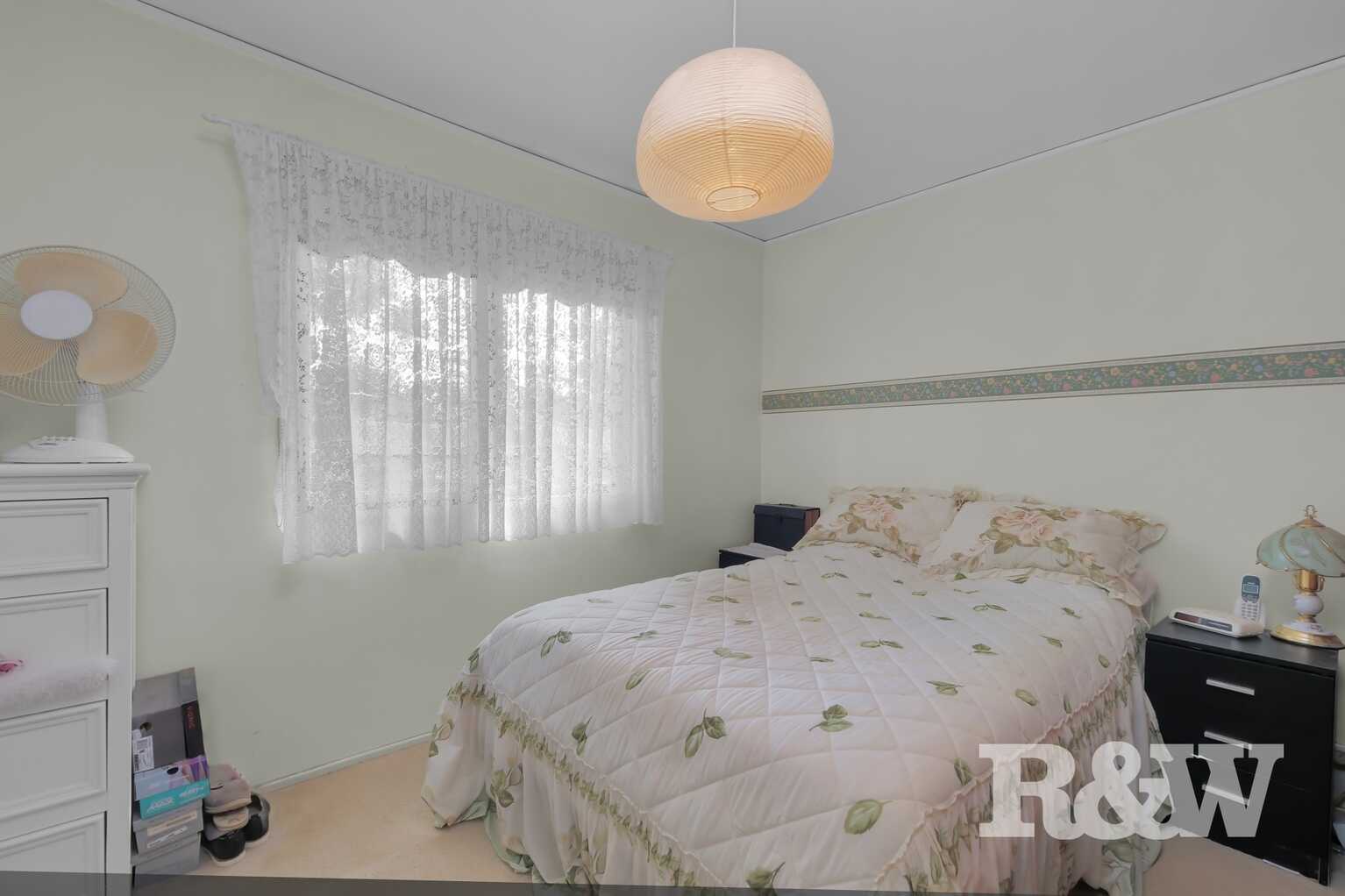 6 Pinaroo Crescent Bradbury