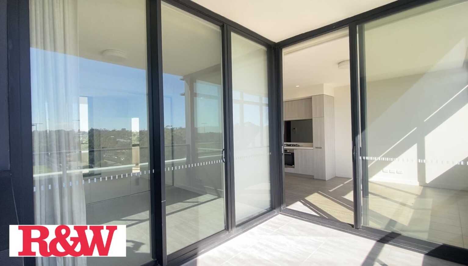 405/1 Dune Walk Woolooware
