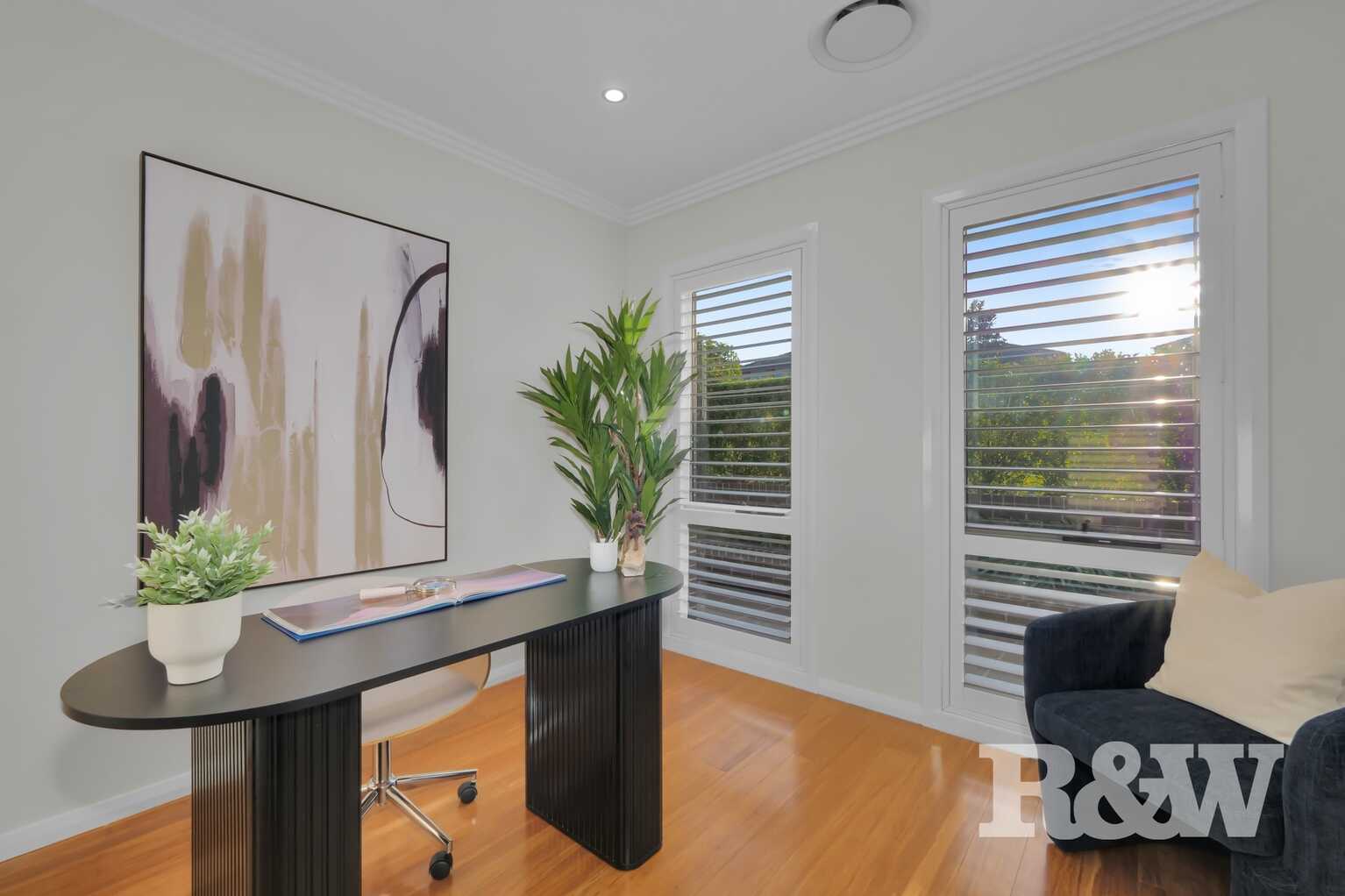 80 Governors Way Macquarie Links