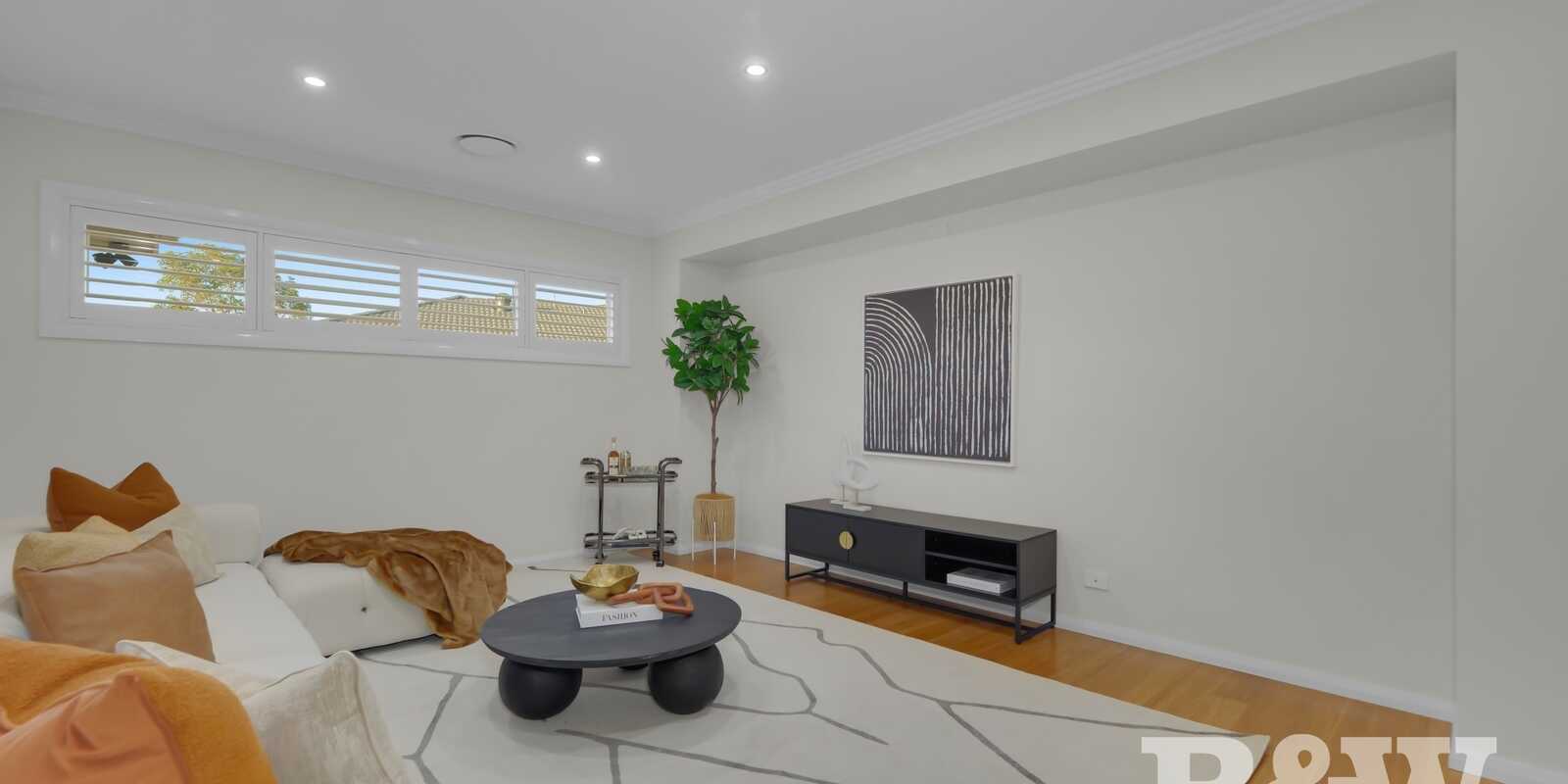 80 Governors Way Macquarie Links