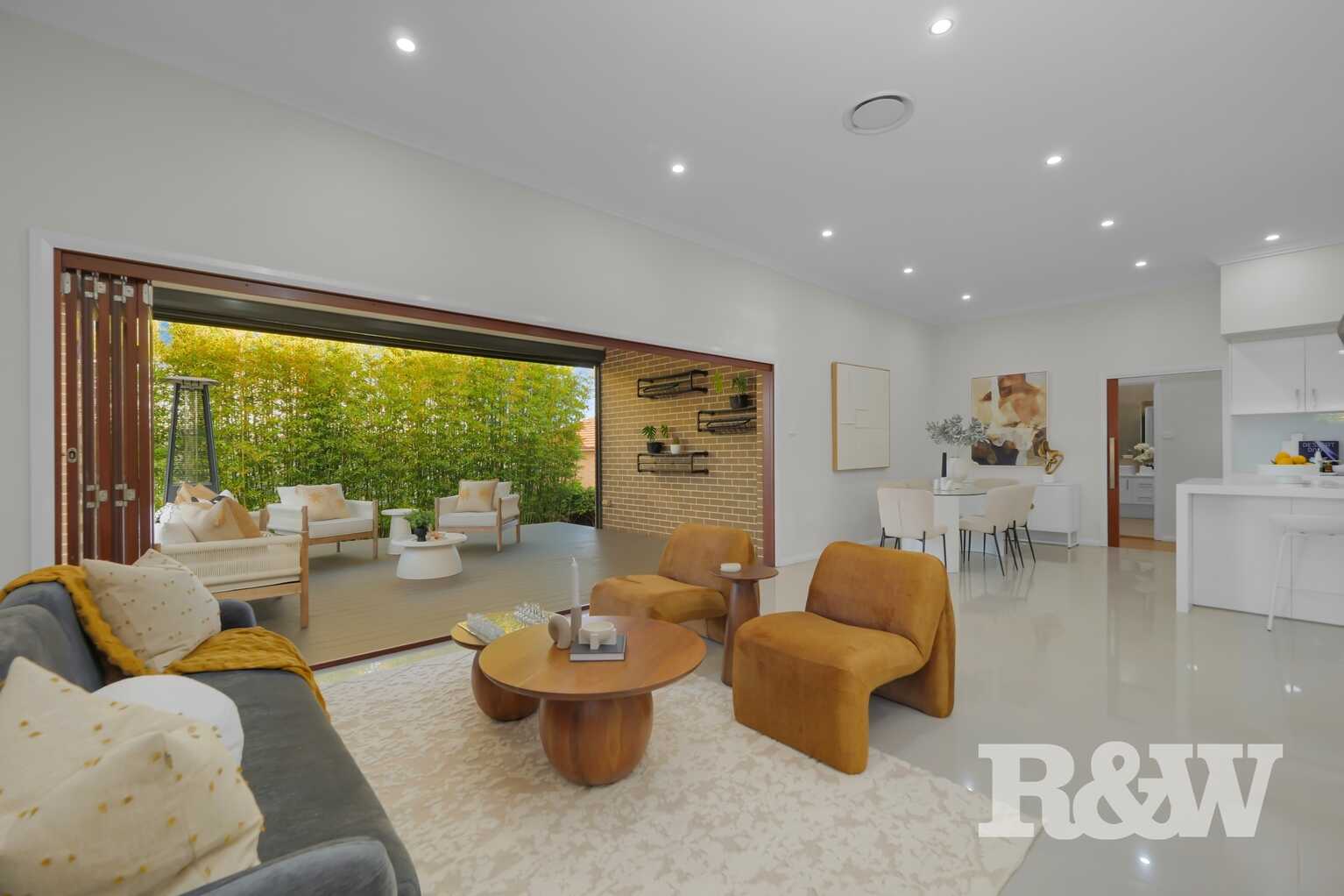 80 Governors Way Macquarie Links