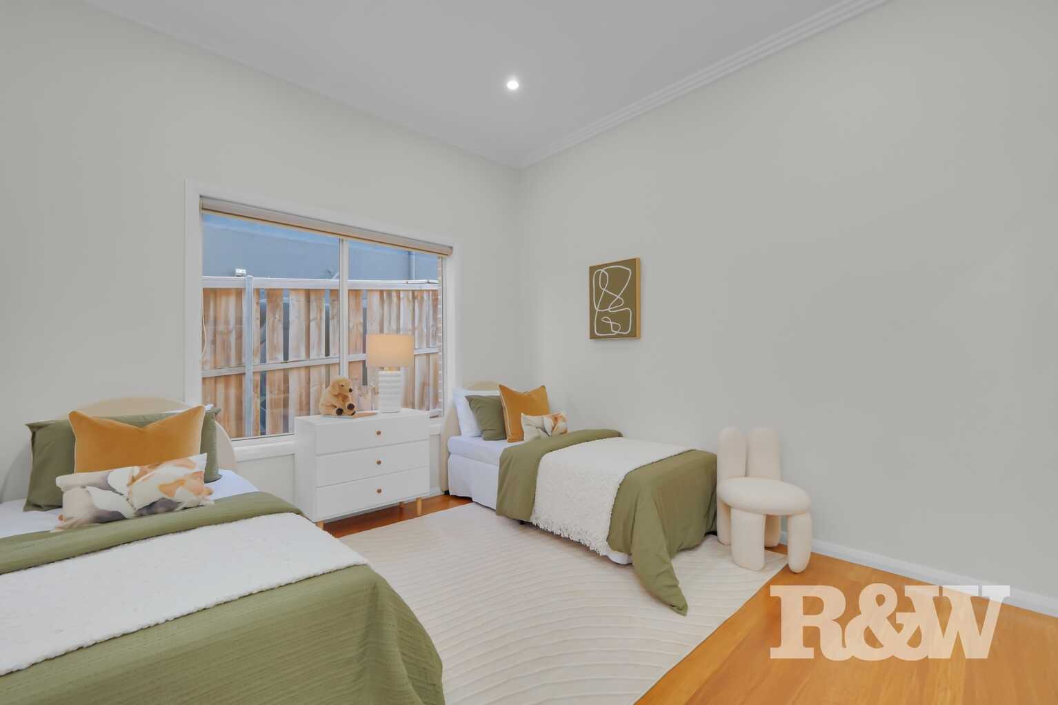 80 Governors Way Macquarie Links