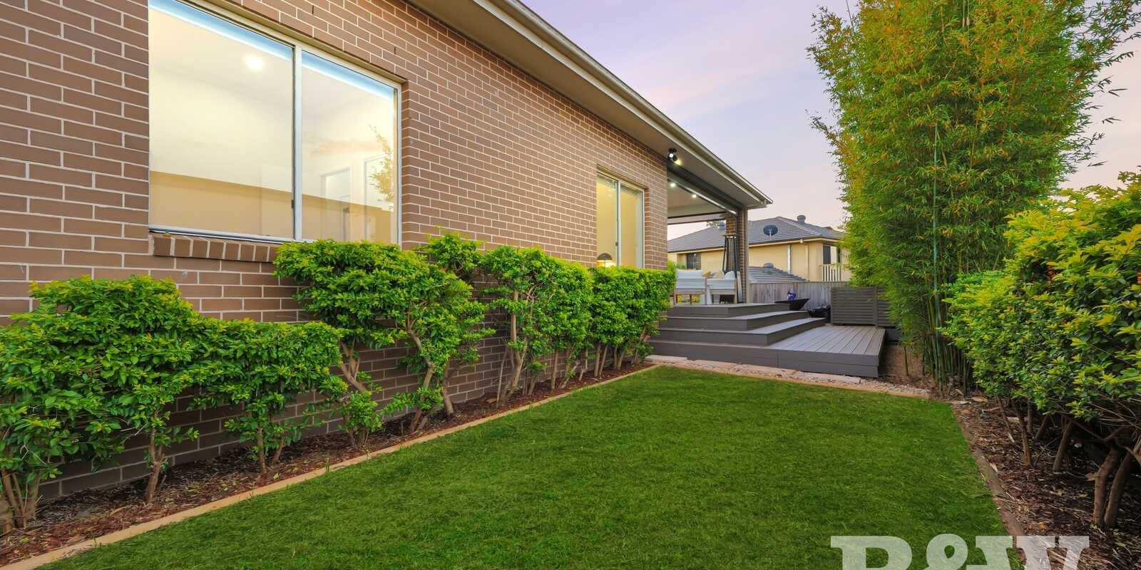 80 Governors Way Macquarie Links