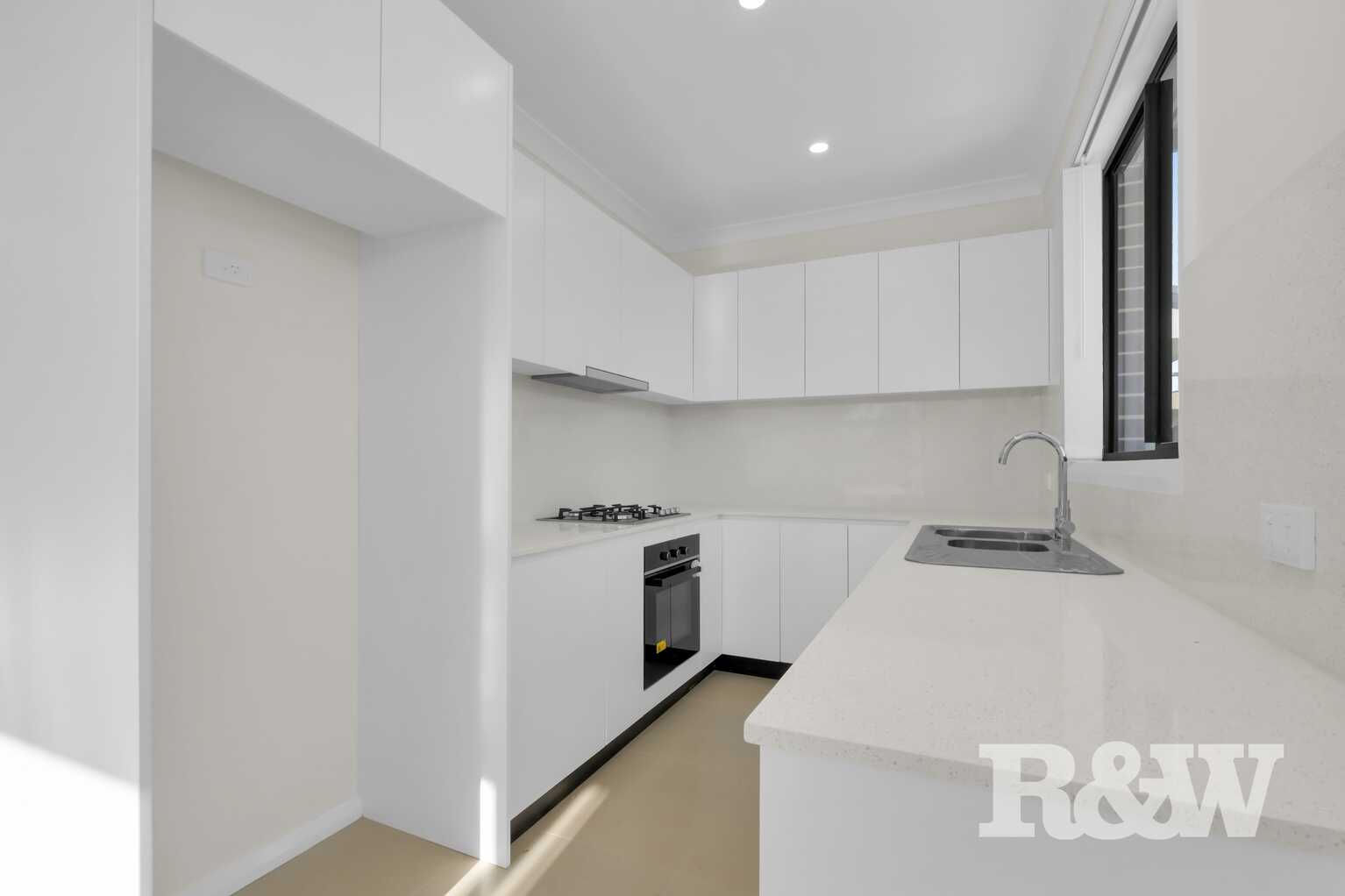 87 Oxford Road Ingleburn