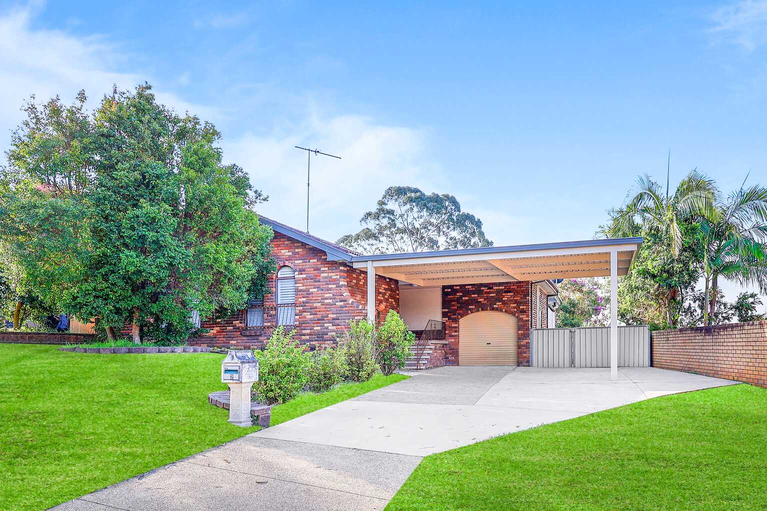 2 Paraka Place Bradbury