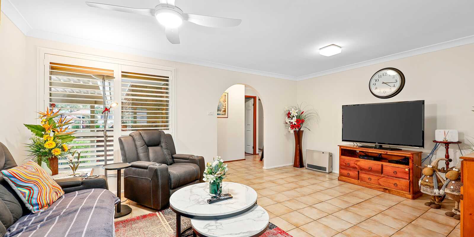 2 Paraka Place Bradbury