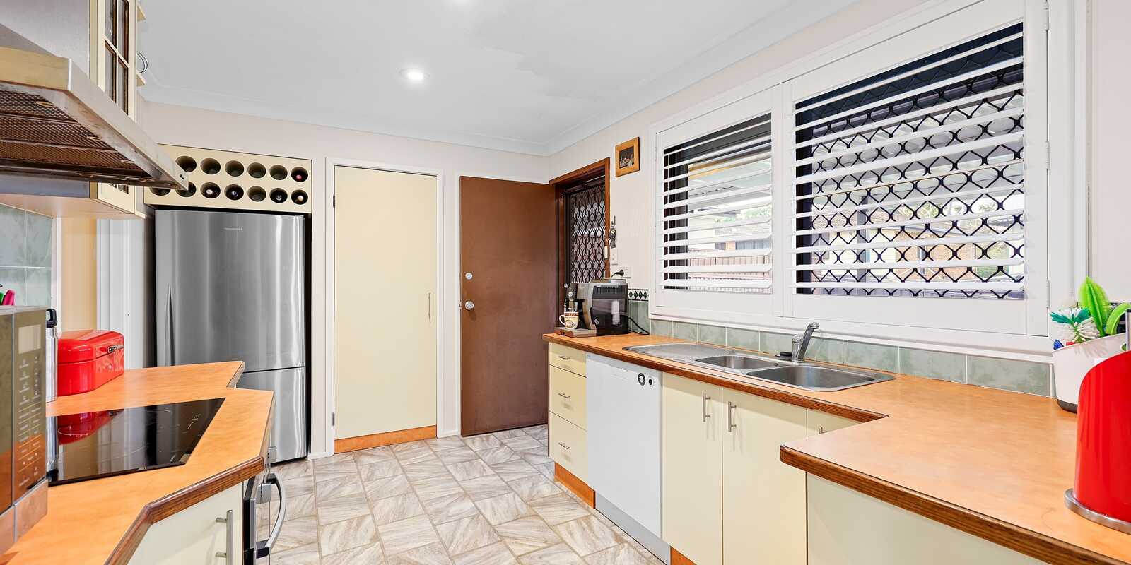 2 Paraka Place Bradbury