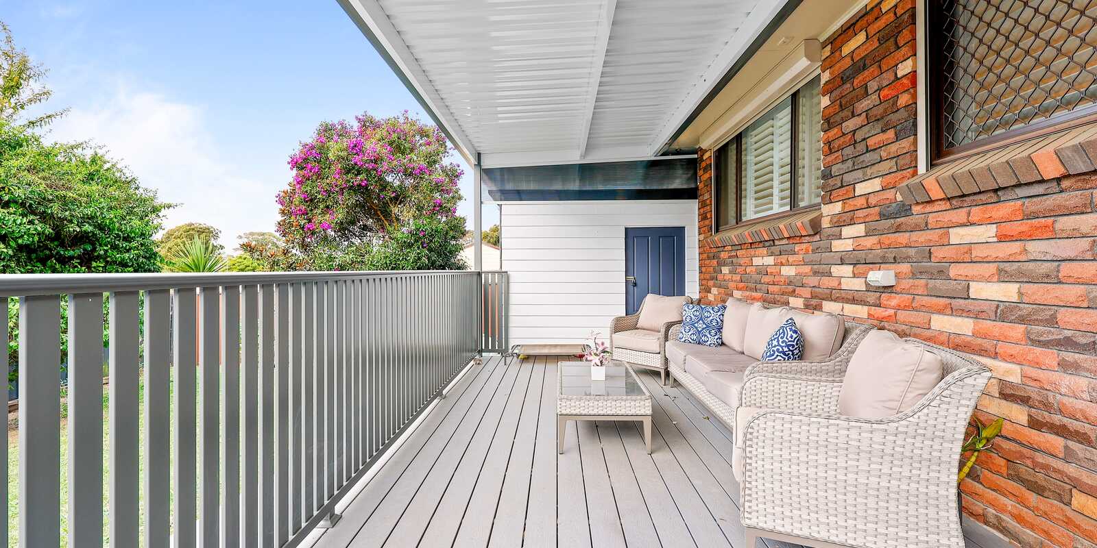 2 Paraka Place Bradbury