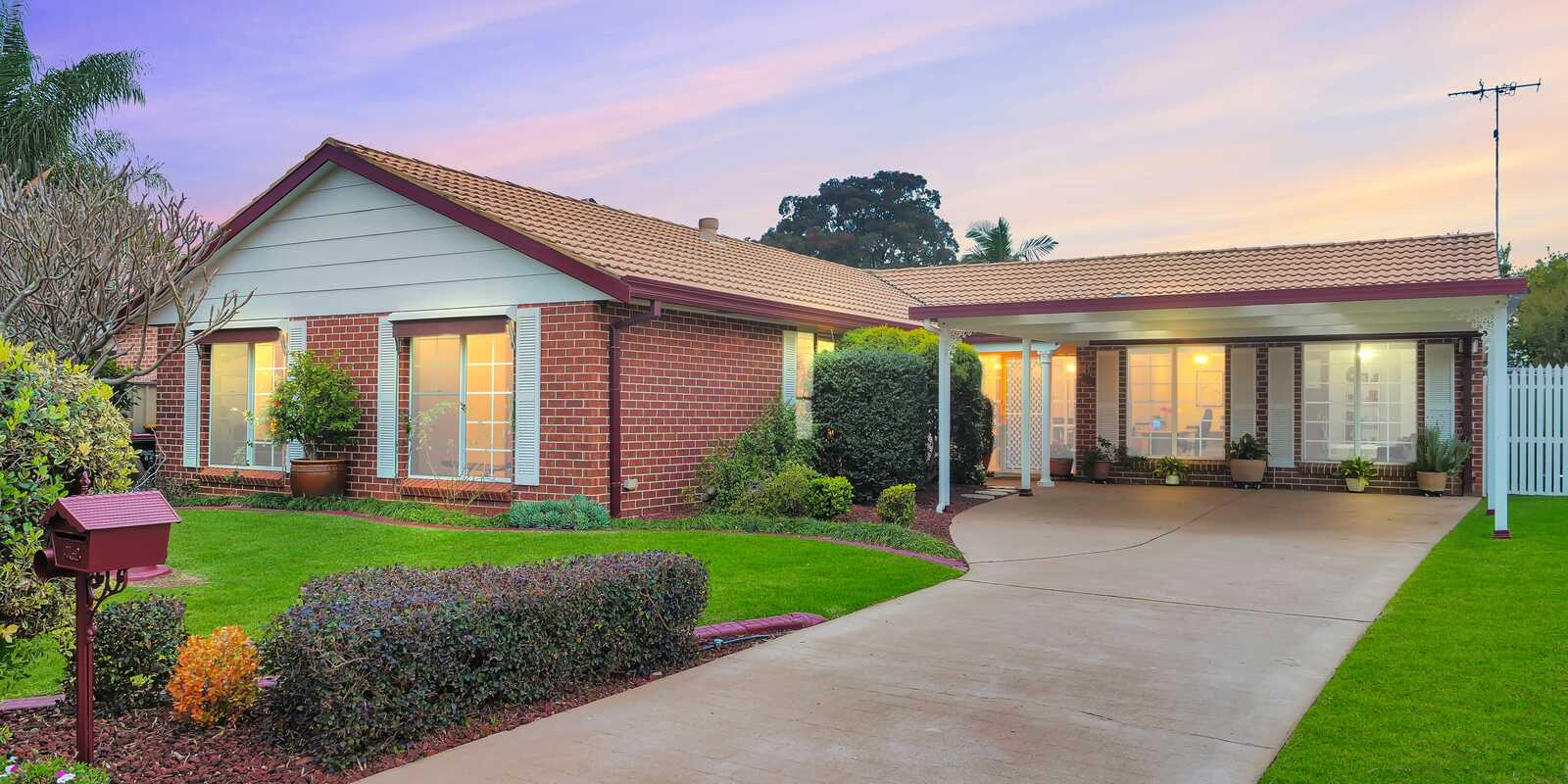 8 Ebro Place Kearns