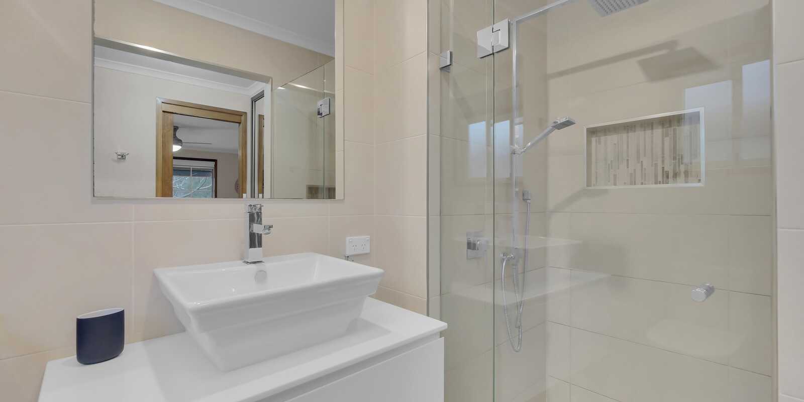 8 Ebro Place Kearns