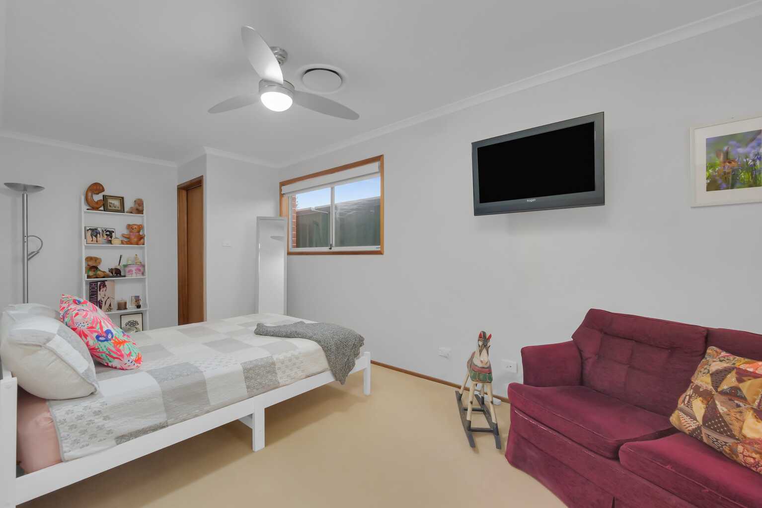 8 Ebro Place Kearns