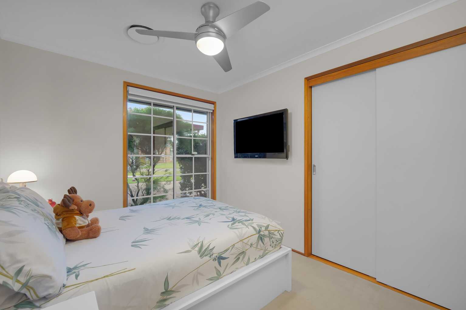 8 Ebro Place Kearns