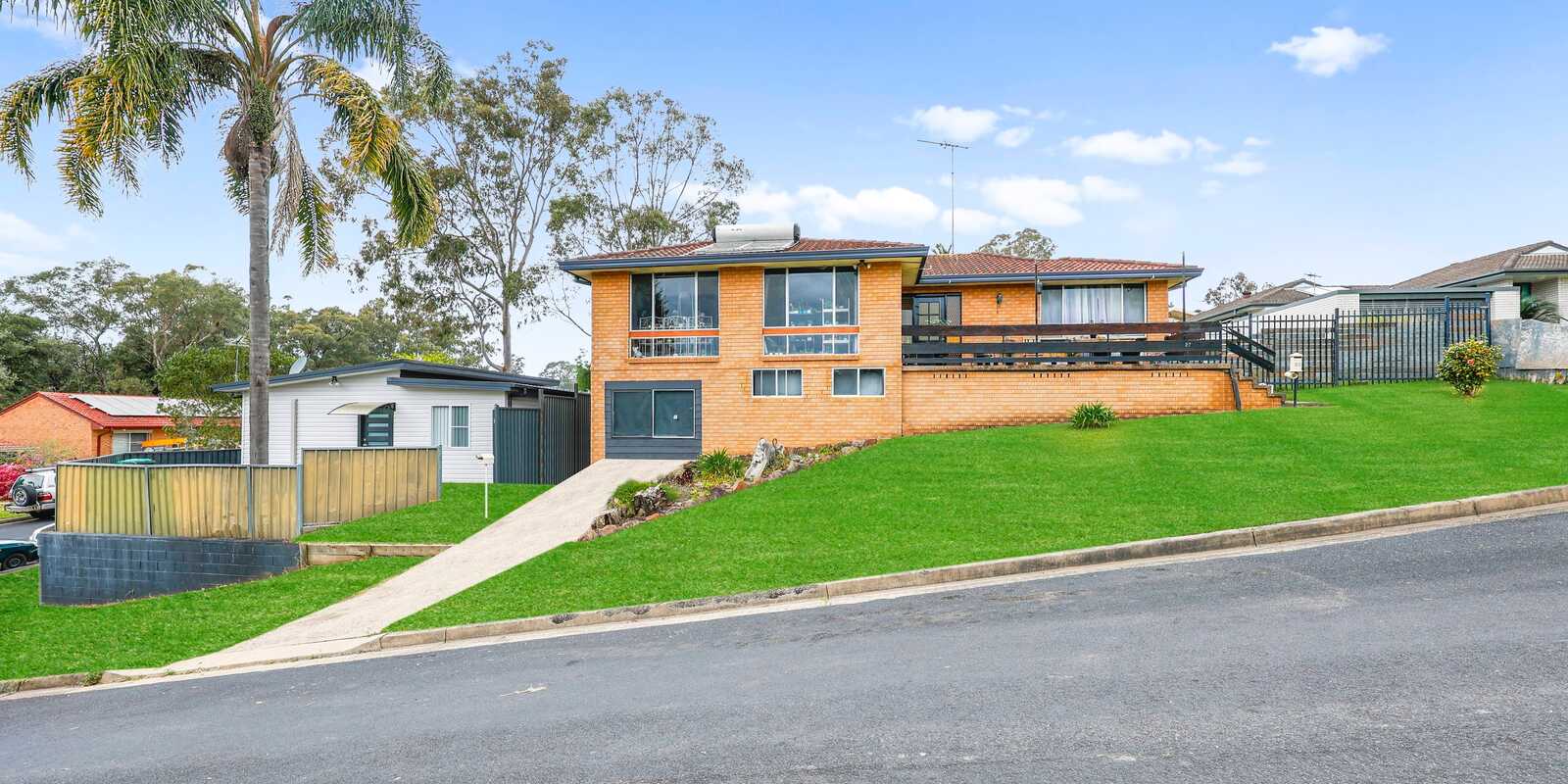 27 Kembla Crescent Ruse