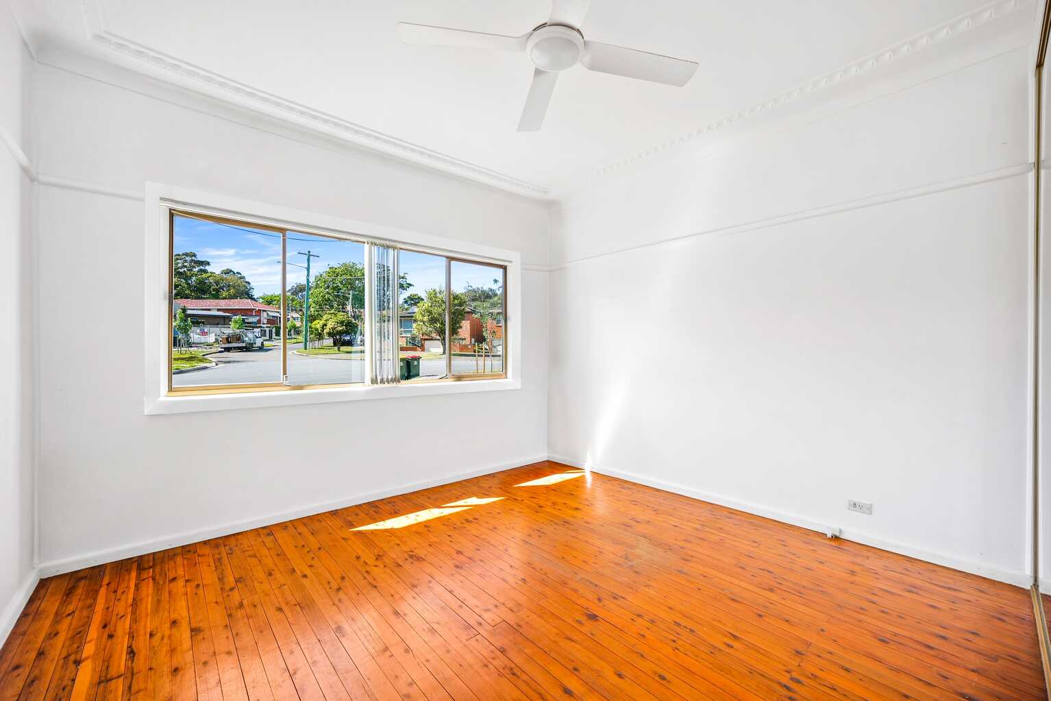 30 Woomera Road Little Bay 30 Woomera Road Little Bay